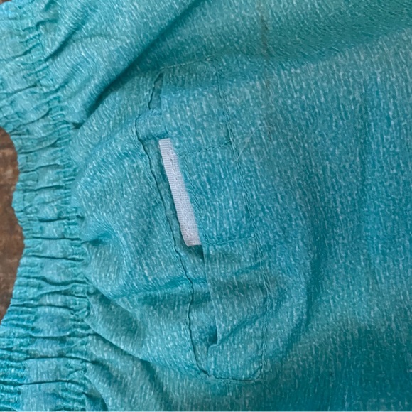 Mens size XL swim shorts - Picture 5 of 8